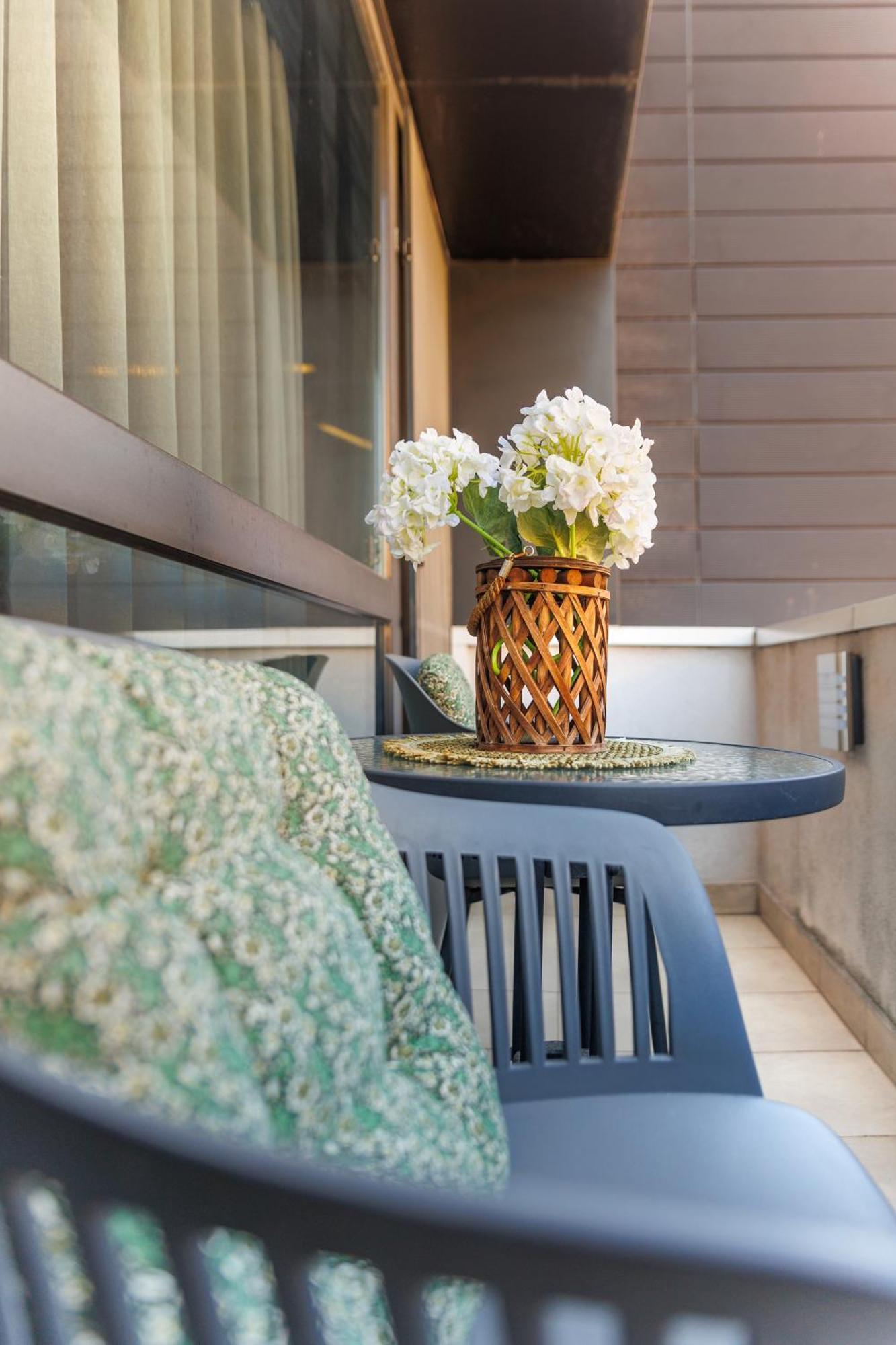 City Center Apartments With Parking Plovdiv Bagian luar foto