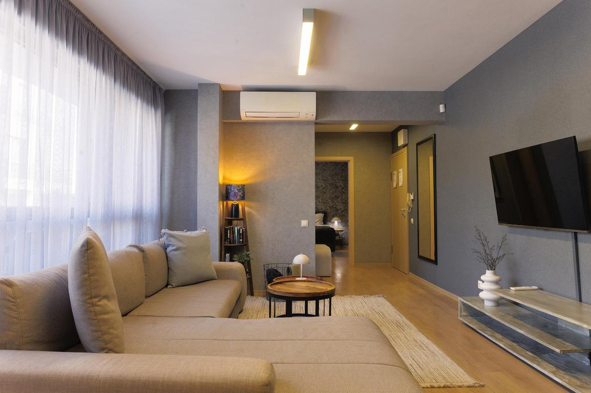 City Center Apartments With Parking Plovdiv Bagian luar foto
