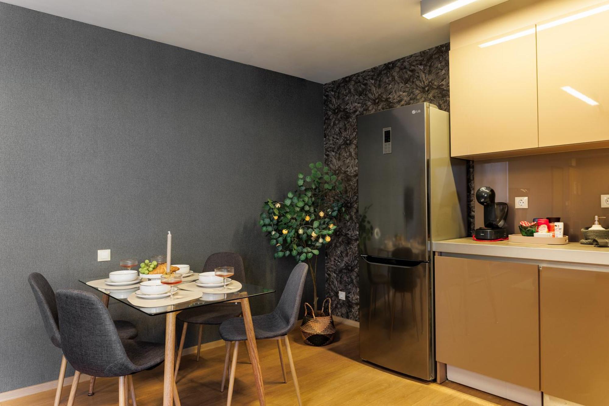 City Center Apartments With Parking Plovdiv Bagian luar foto