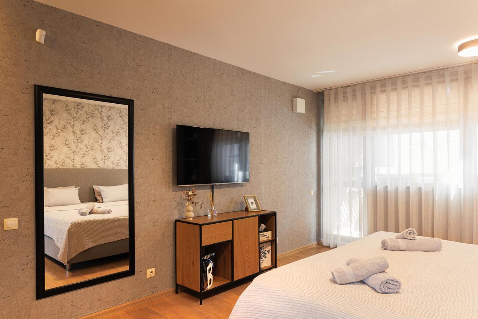 City Center Apartments With Parking Plovdiv Bagian luar foto