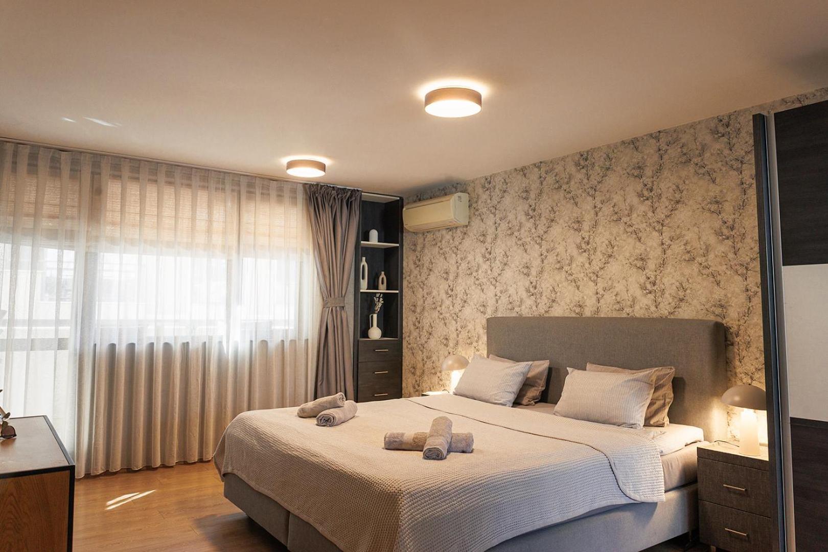 City Center Apartments With Parking Plovdiv Bagian luar foto